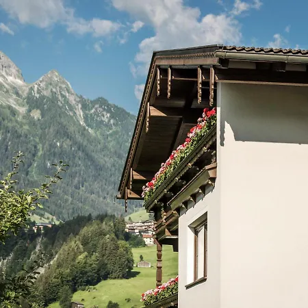 Gaestehaus Oblasser 2*