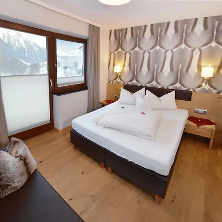 Gaestehaus Oblasser 2* 메이른호픈