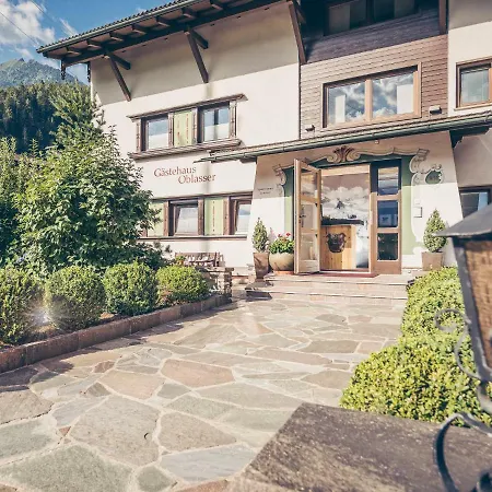 Gaestehaus Oblasser 게스트하우스 메이른호픈