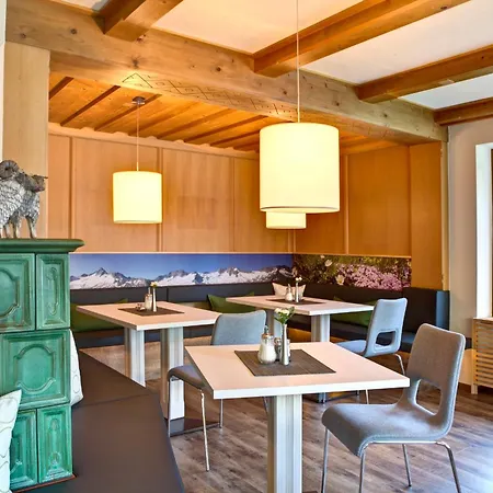 Gaestehaus Oblasser Pensión Mayrhofen