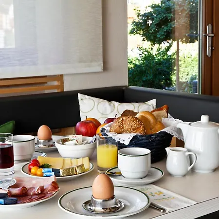 Gaestehaus Oblasser Pensión