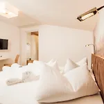 Gaestehaus Oblasser 3* Mayrhofen