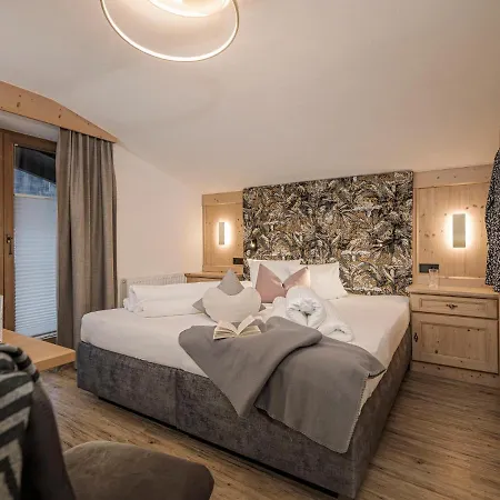 Gaestehaus Oblasser مايرهوفن