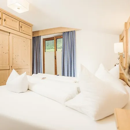 بيت ضيافة Gaestehaus Oblasser