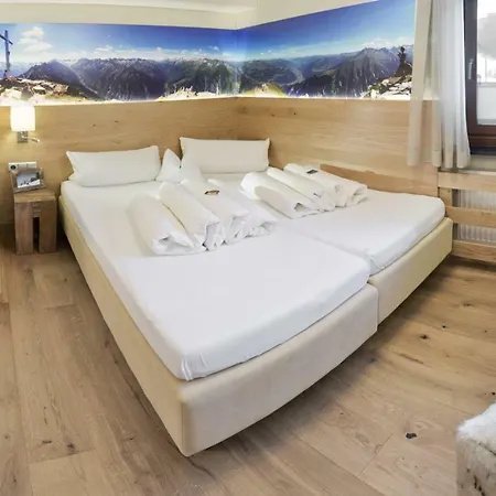 Gaestehaus Oblasser بيت ضيافة